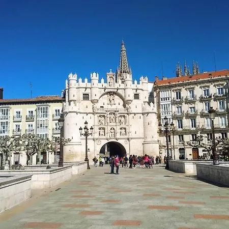 Tu Hogar En El Camino. Centro. Vut. Wifi Burgo