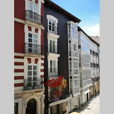 Tu Hogar En El Camino. Centro. Vut. Wifi * Burgos
