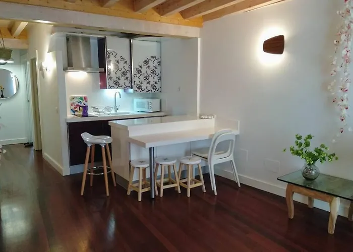 Tu Hogar En El Camino. Centro. Vut. Wifi *