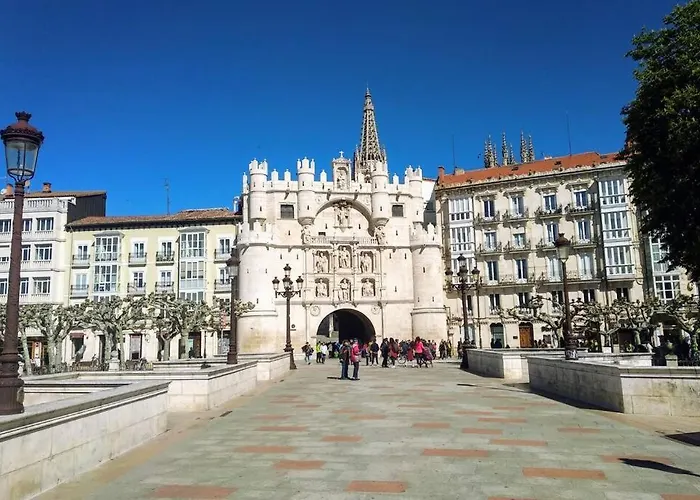 Tu Hogar En El Camino. Centro. Vut. Wifi Burgo