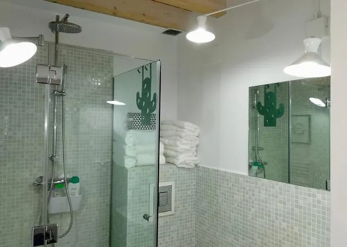 Tu Hogar En El Camino. Centro. Vut. Wifi * Burgo